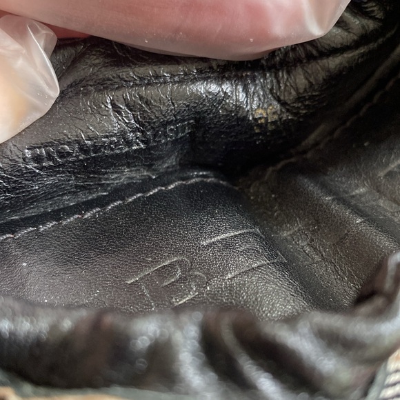 18:01 Burberry 3 Buckle Falcony Ballerina Flats - Picture 10 of 13